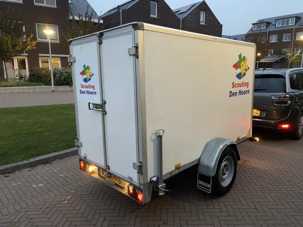 Gesloten aanhanger
